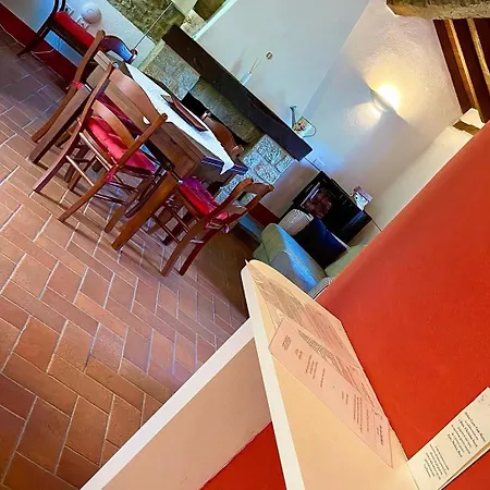 Antica Corte Casa Marini דירה